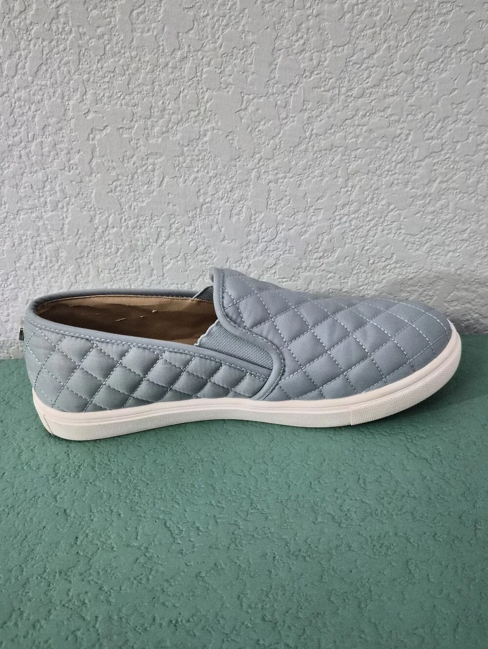 Steve Madden Ecentric-Q Quilted Slip On Sneakers 8.5M Slate Blue Preppy Sporty